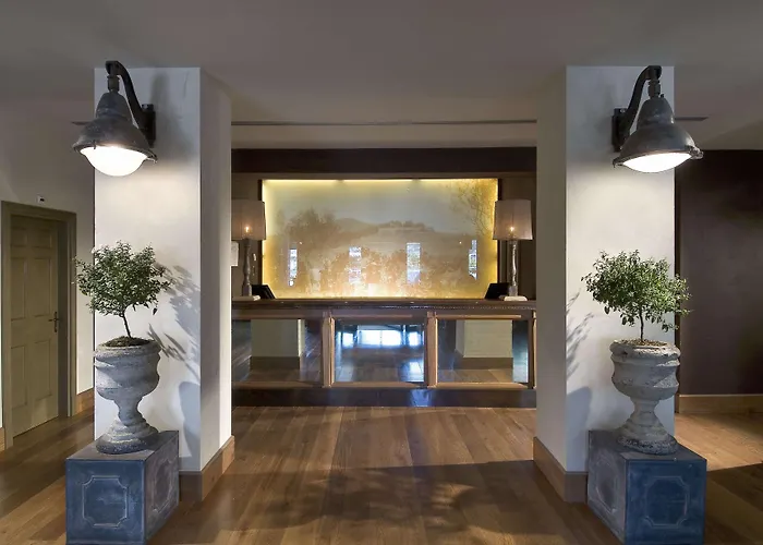 Отель Starhotels Tuscany