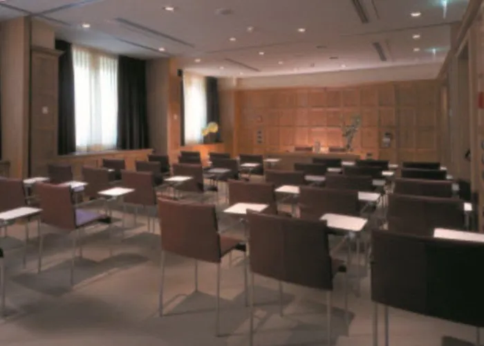 Отель Starhotels Tuscany 4*