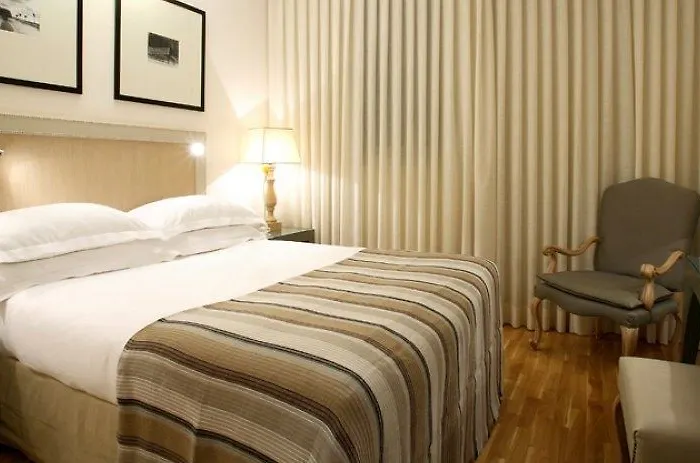 Отель Starhotels Tuscany 4*