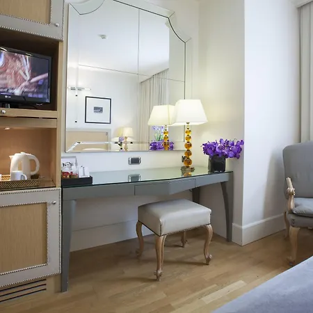 Starhotels Tuscany Hotell