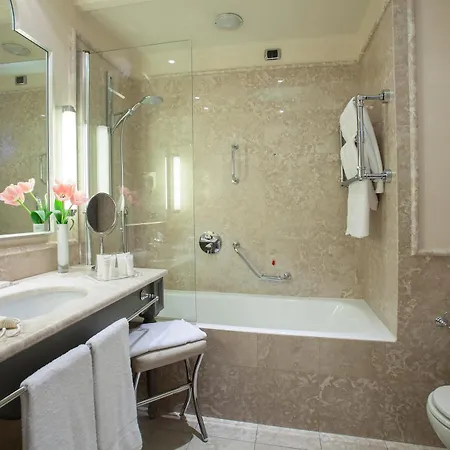Starhotels Tuscany Hotell 4*